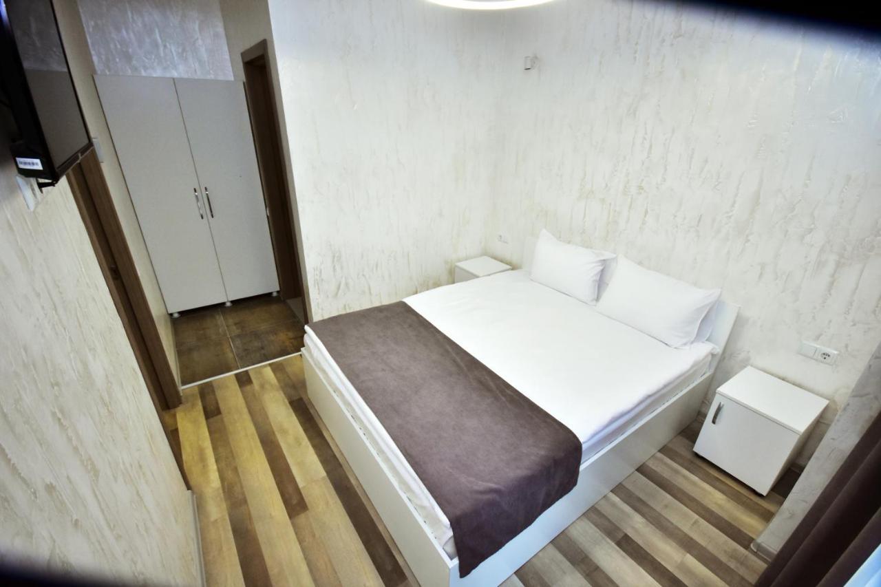 Libereco Aparthotel Batumi Exterior foto